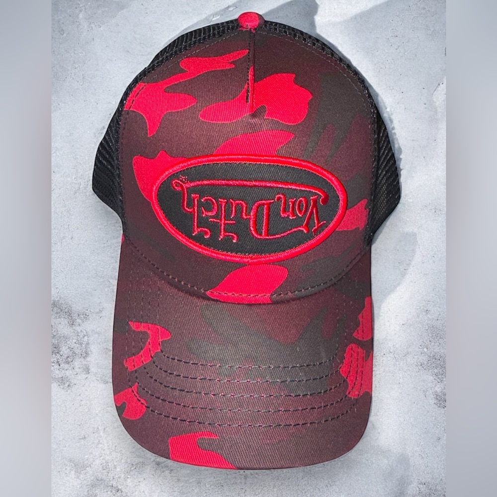 Von Dutch Trucker Hat Red Rambo Camo Embroidered Upside Down Logo Patch Mesh Cap